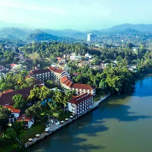 Hotel Mahaweli Reach, Kandy
