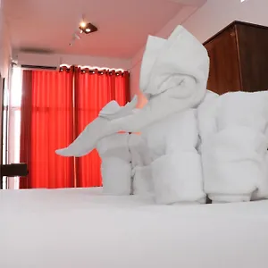 Hotel Celonese & Restaurant, Kandy